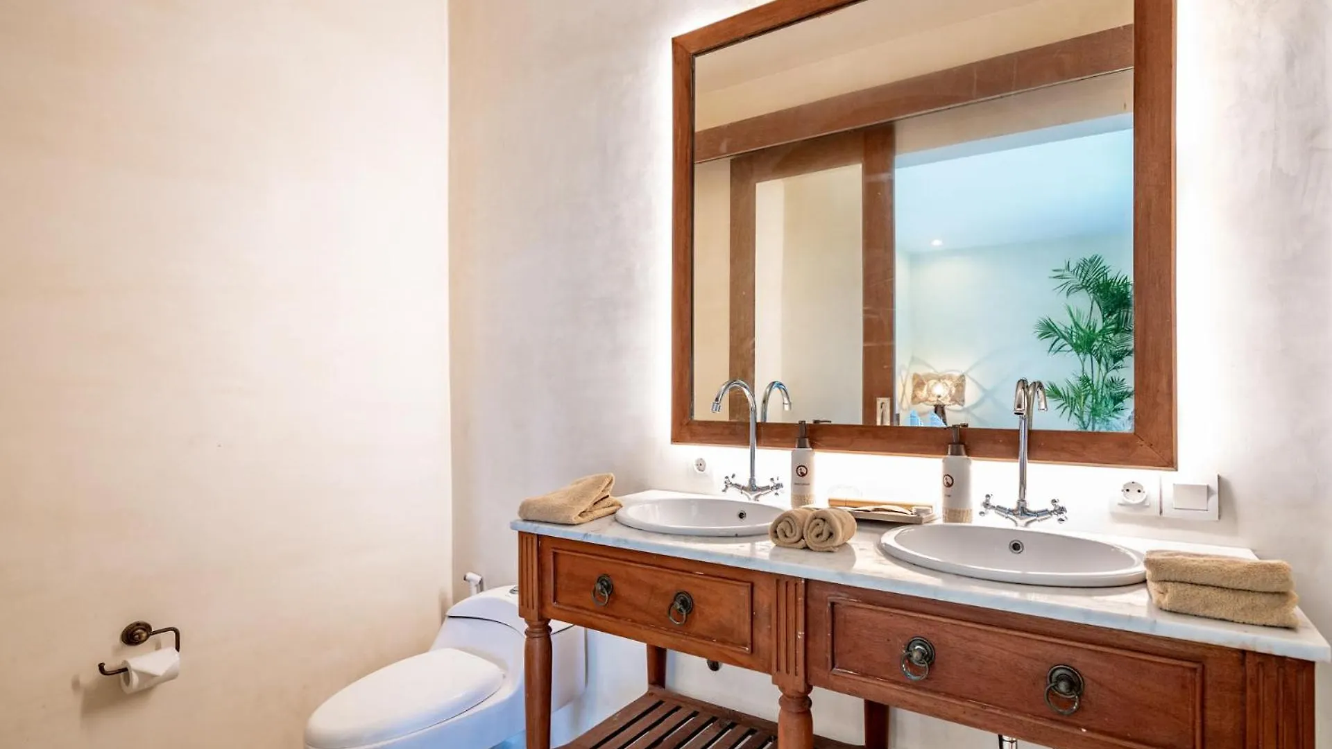 White Goose Boutique Hotel Canggu